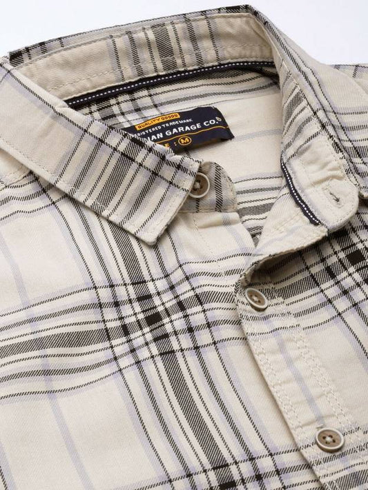 Men Slim Fit Checkered Spread Collar Casual Shirt
